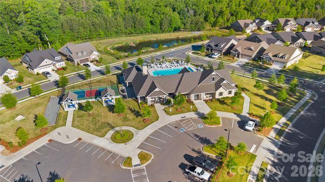 9427 Liberty Hill Drive, Charlotte, NC 28227
