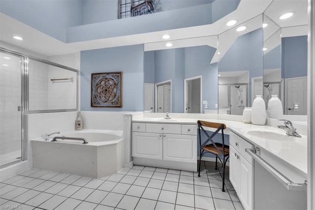 1215 Imperial DR 60, Naples, FL 34110