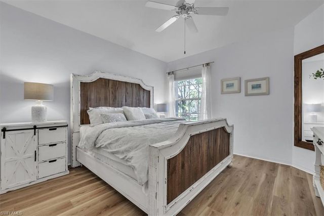 1215 Imperial DR 60, Naples, FL 34110