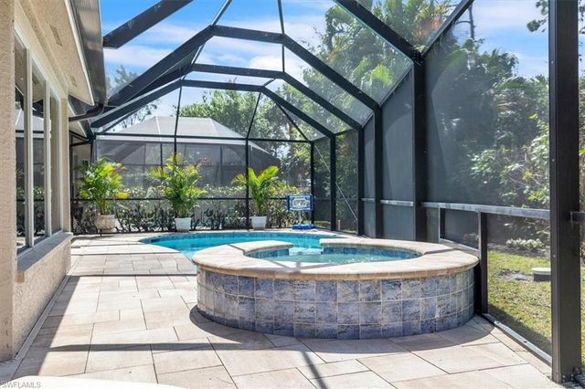 1215 Imperial DR 60, Naples, FL 34110