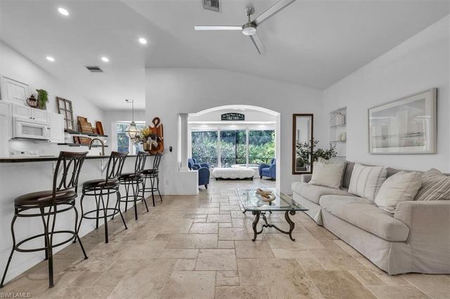 1215 Imperial DR 60, Naples, FL 34110