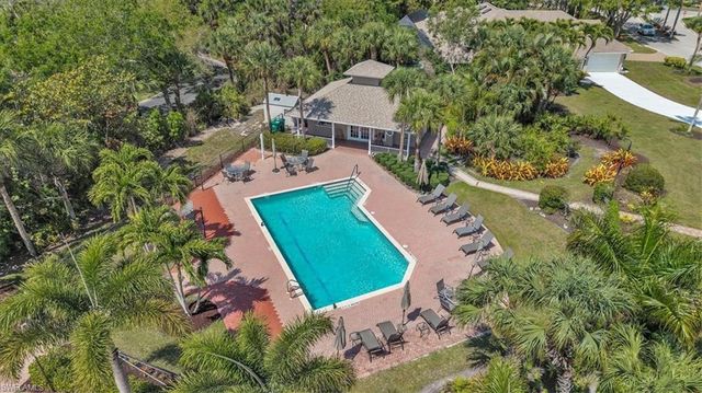 1215 Imperial DR 60, Naples, FL 34110