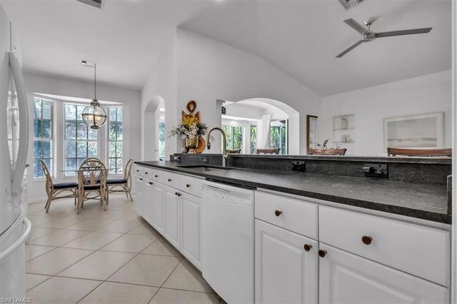 1215 Imperial DR 60, Naples, FL 34110