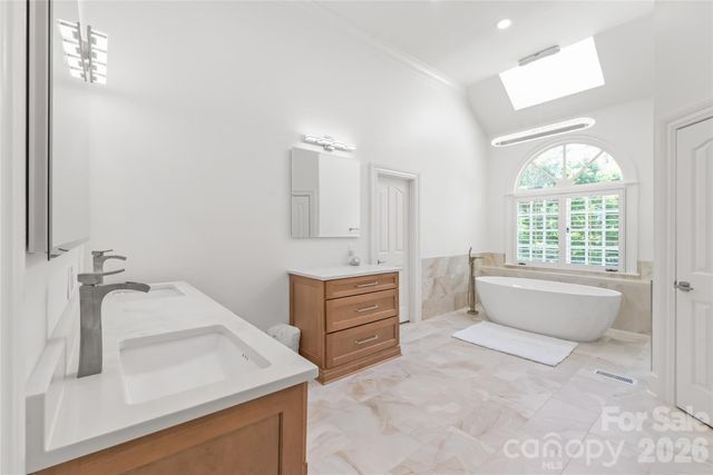 5400 Challisford Lane, Charlotte, NC 28226