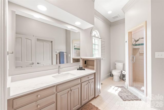 5400 Challisford Lane, Charlotte, NC 28226