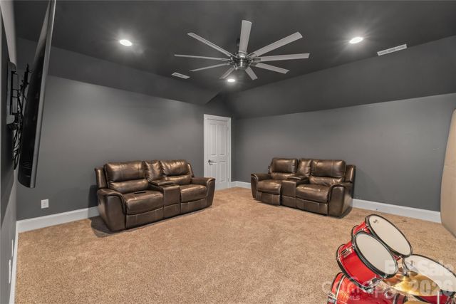 5400 Challisford Lane, Charlotte, NC 28226
