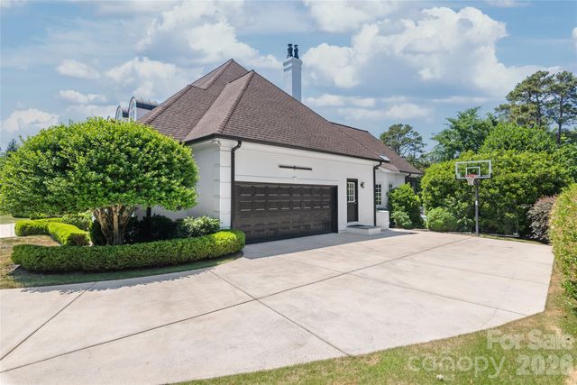5400 Challisford Lane, Charlotte, NC 28226
