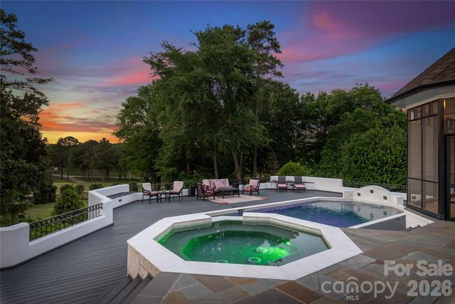 5400 Challisford Lane, Charlotte, NC 28226