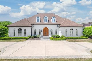 5400 Challisford Lane, Charlotte, NC 28226