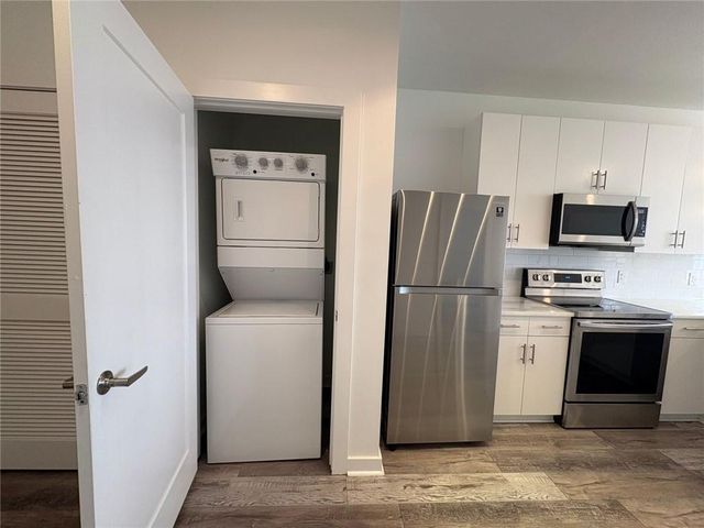 525 PARKWAY Drive 508, Atlanta, GA 30354