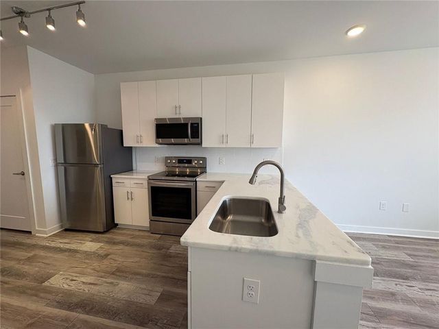 525 PARKWAY Drive 508, Atlanta, GA 30354