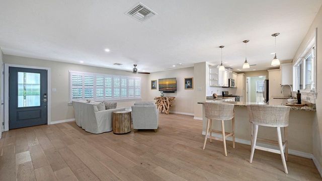 4810 BAY SHORE ROAD, Sarasota, FL 34234