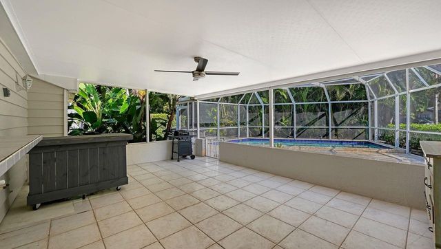 4810 BAY SHORE ROAD, Sarasota, FL 34234