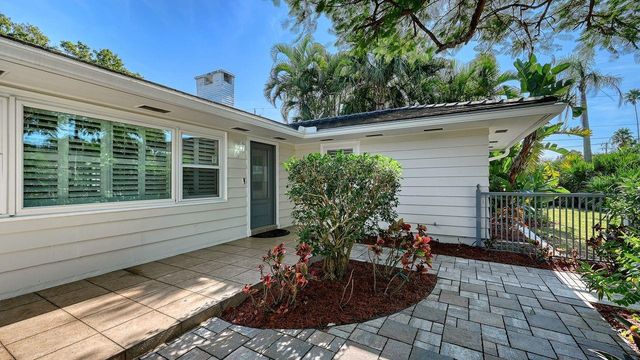 4810 BAY SHORE ROAD, Sarasota, FL 34234