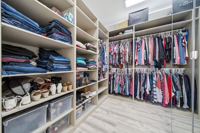 9415 Kari Springs Court, Houston, TX 77040
