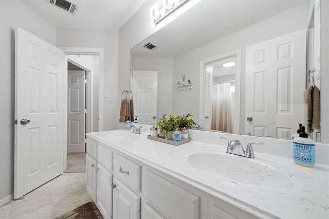 9415 Kari Springs Court, Houston, TX 77040