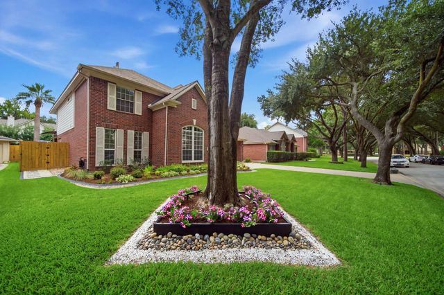 9415 Kari Springs Court, Houston, TX 77040