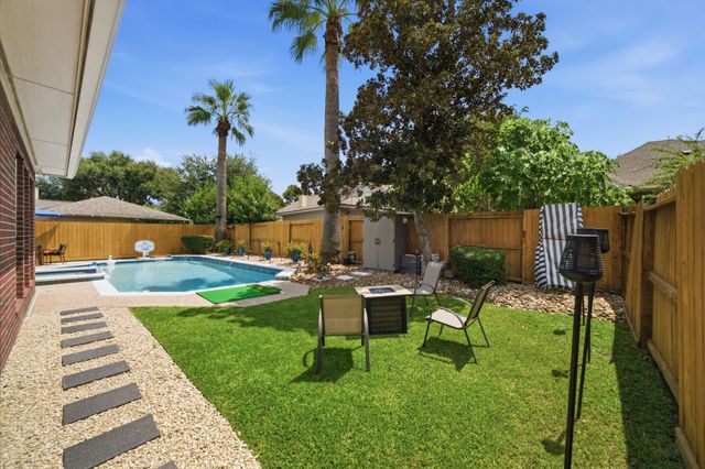 9415 Kari Springs Court, Houston, TX 77040