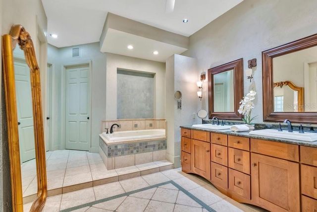 10577 DOWN LAKEVIEW CIRCLE, Windermere, FL 34786