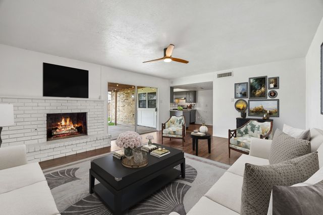 2001 Emory Oak Drive, Carrollton, TX 75007