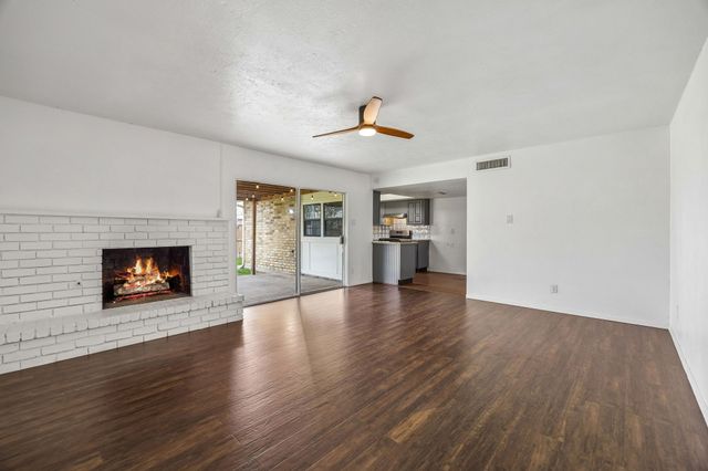 2001 Emory Oak Drive, Carrollton, TX 75007