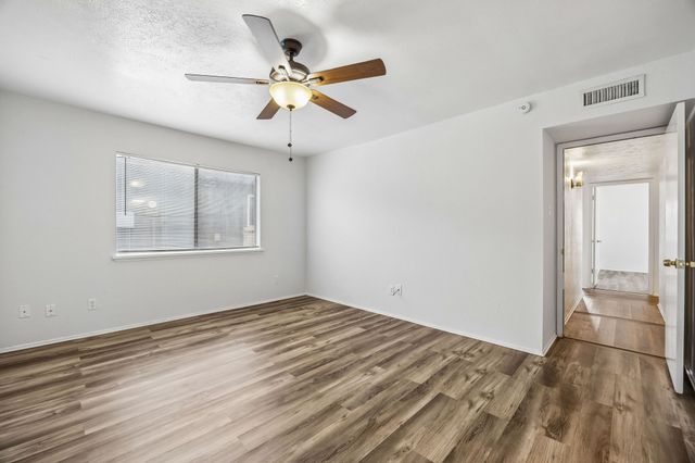 2001 Emory Oak Drive, Carrollton, TX 75007