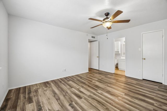 2001 Emory Oak Drive, Carrollton, TX 75007