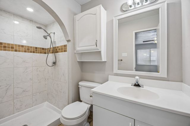 2001 Emory Oak Drive, Carrollton, TX 75007