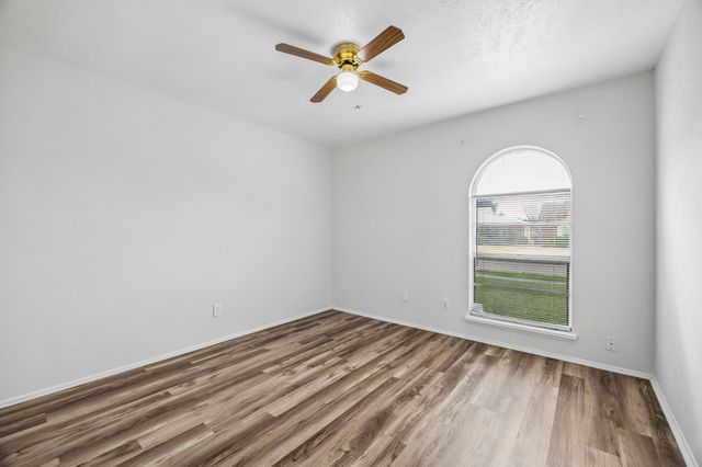 2001 Emory Oak Drive, Carrollton, TX 75007