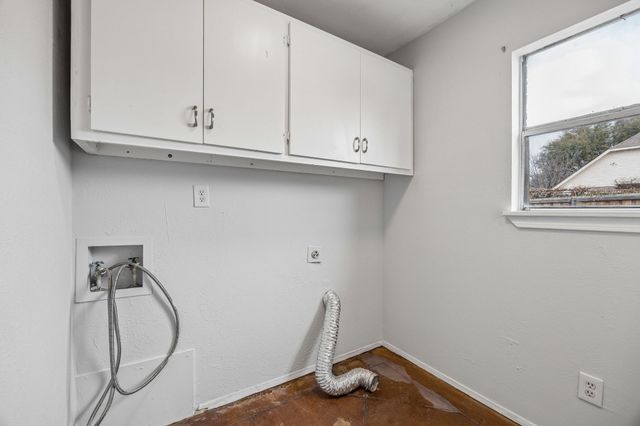 2001 Emory Oak Drive, Carrollton, TX 75007