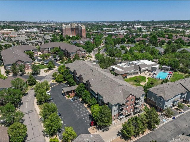 2895 W Riverwalk Cir 215, Littleton, CO 80123