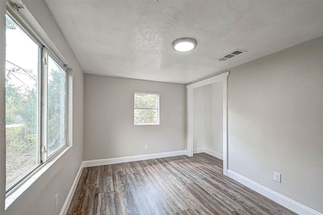 10694 Pine Street, Willis, TX 77318