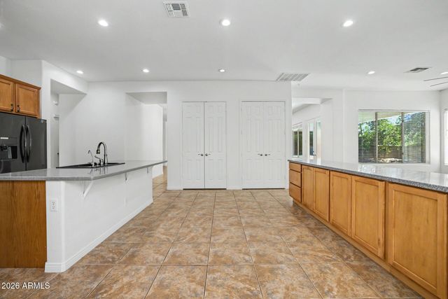 5610 S EUCALYPTUS Place, Chandler, AZ 85249