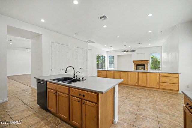 5610 S EUCALYPTUS Place, Chandler, AZ 85249