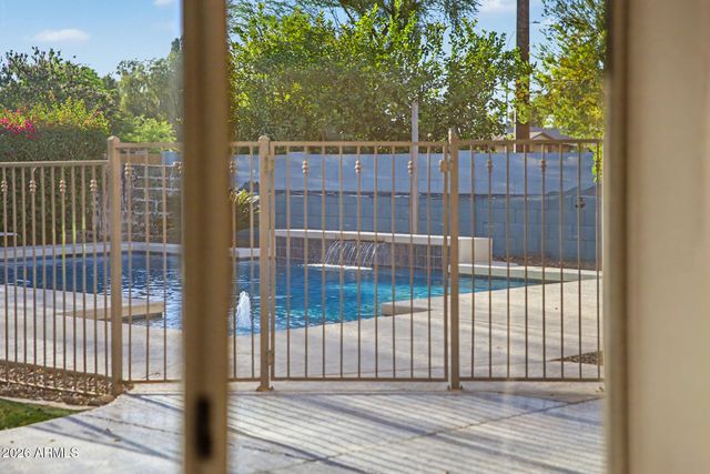 5610 S EUCALYPTUS Place, Chandler, AZ 85249
