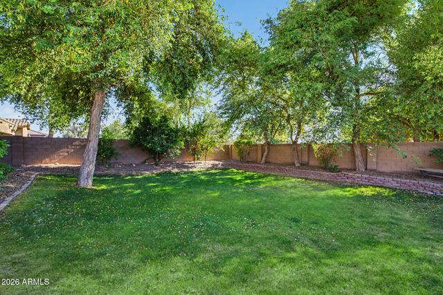 5610 S EUCALYPTUS Place, Chandler, AZ 85249