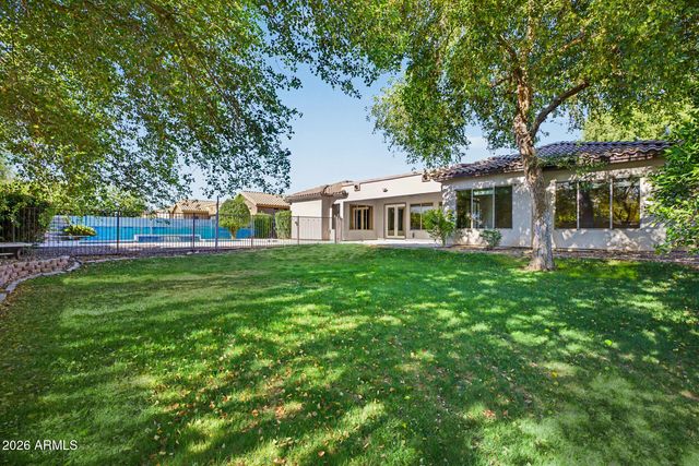 5610 S EUCALYPTUS Place, Chandler, AZ 85249