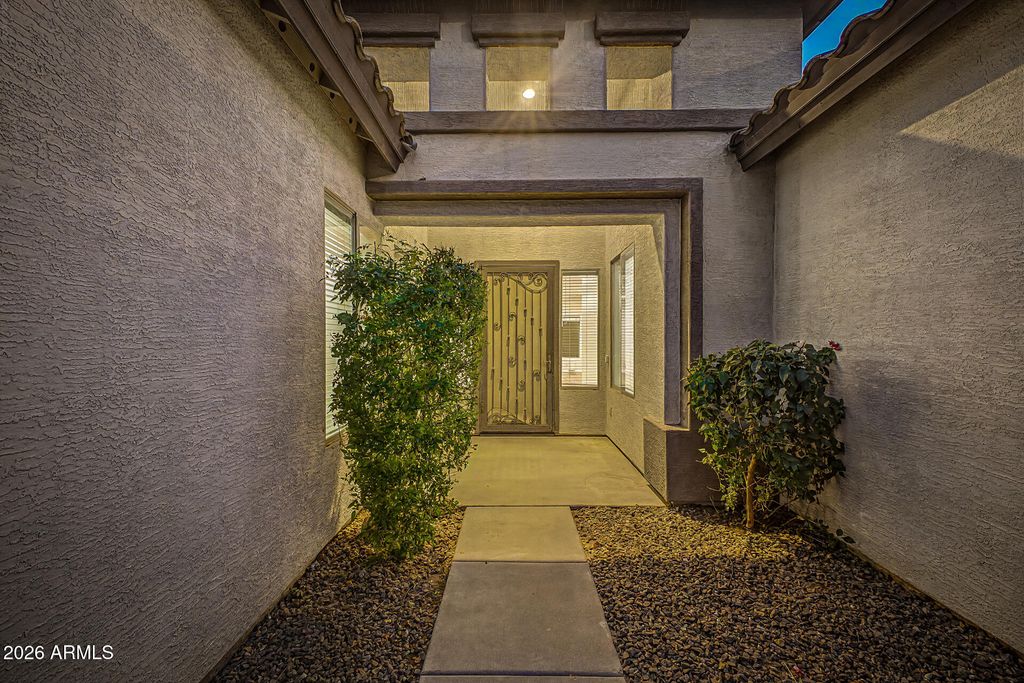5610 S EUCALYPTUS Place, Chandler, AZ 85249 — photo 5