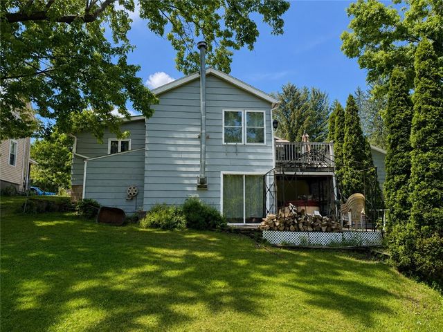 14 Center Street, Manchester, NY 14504