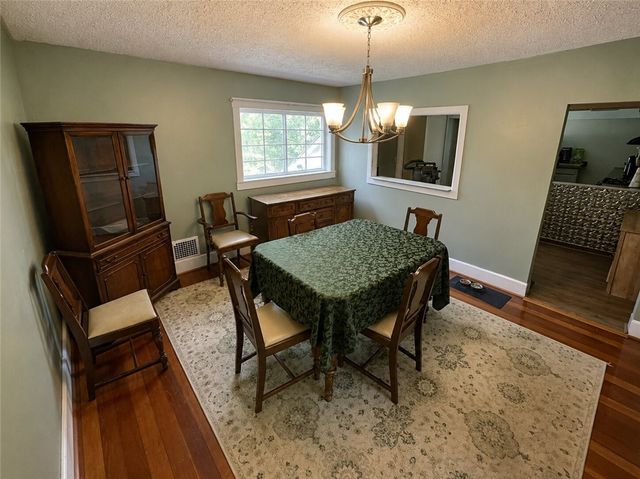 14 Center Street, Manchester, NY 14504