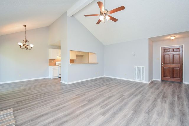 3911 Issacks Way, Sugar Land, TX 77479