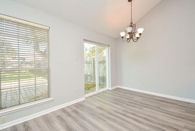 3911 Issacks Way, Sugar Land, TX 77479
