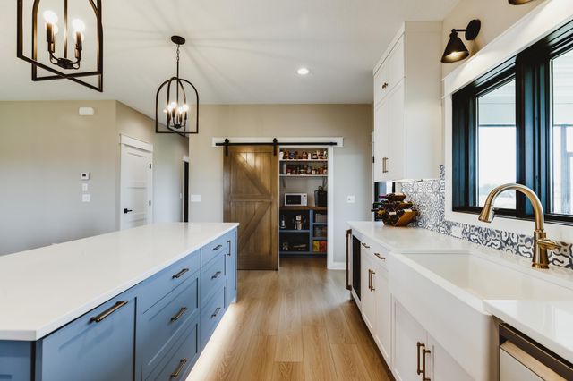 2876 Wildflower Lane SW, Rochester, MN 55902