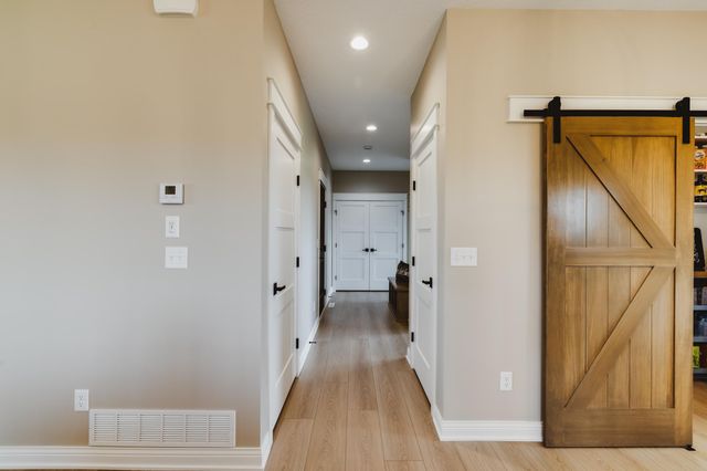 2876 Wildflower Lane SW, Rochester, MN 55902