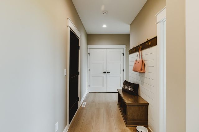 2876 Wildflower Lane SW, Rochester, MN 55902