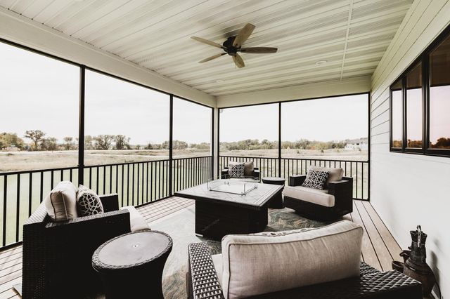 2876 Wildflower Lane SW, Rochester, MN 55902