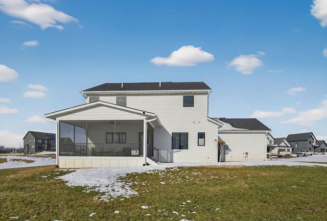 2876 Wildflower Lane SW, Rochester, MN 55902