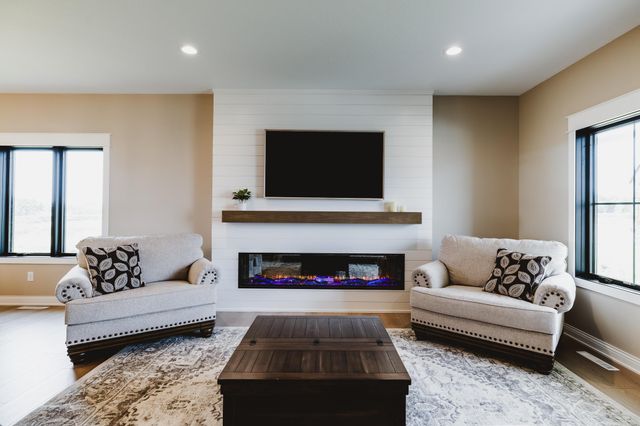 2876 Wildflower Lane SW, Rochester, MN 55902