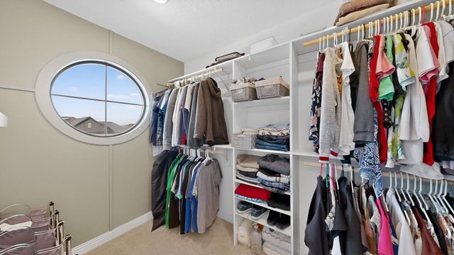 2876 Wildflower Lane SW, Rochester, MN 55902