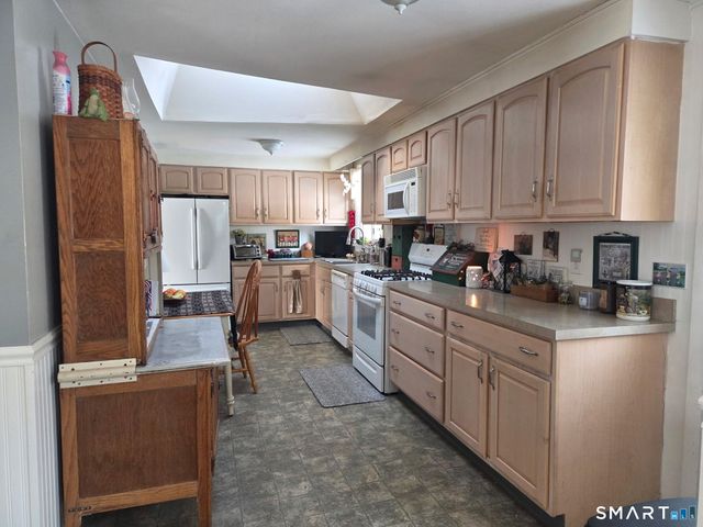 192 Scantic Meadow Road, South Windsor, CT 06074